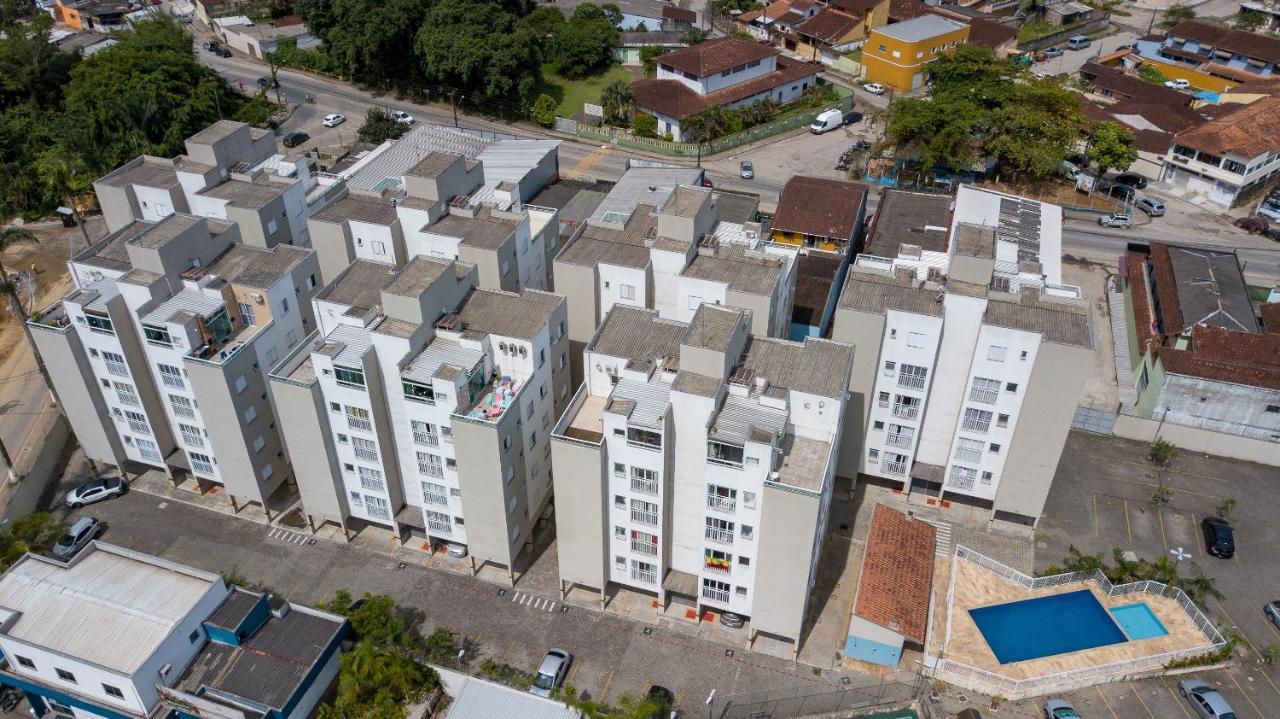 Jardim das Palmeiras, piscinas, lazer, estacionamento coberto, prox. Praia Grande Ubatuba Exterior foto